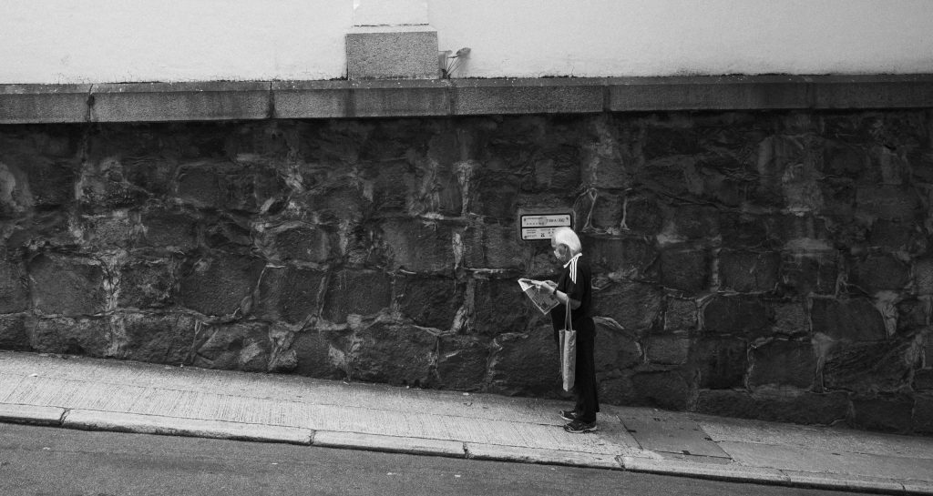 B&W Walk in Central